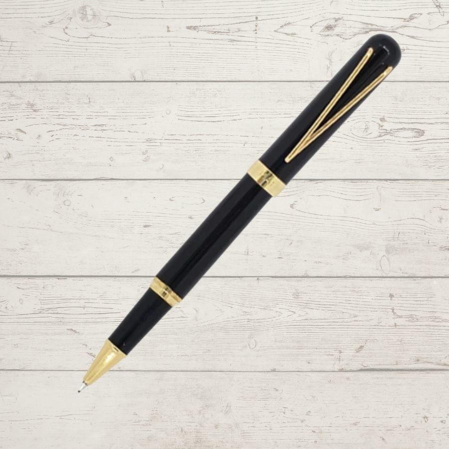 e2 black and gold roller pen 1