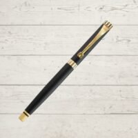 Vitta Stealth Gold–Matte Black Roller Pen